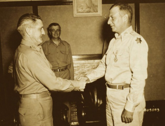 기다렸던 해방…좌우 대립 '극심' 기다렸던 해방…좌우 대립 '극심'