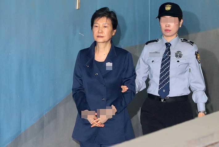 朴정부, MB정부 UAE 원전 수주 이면계약 의혹 국정원 확인 지시